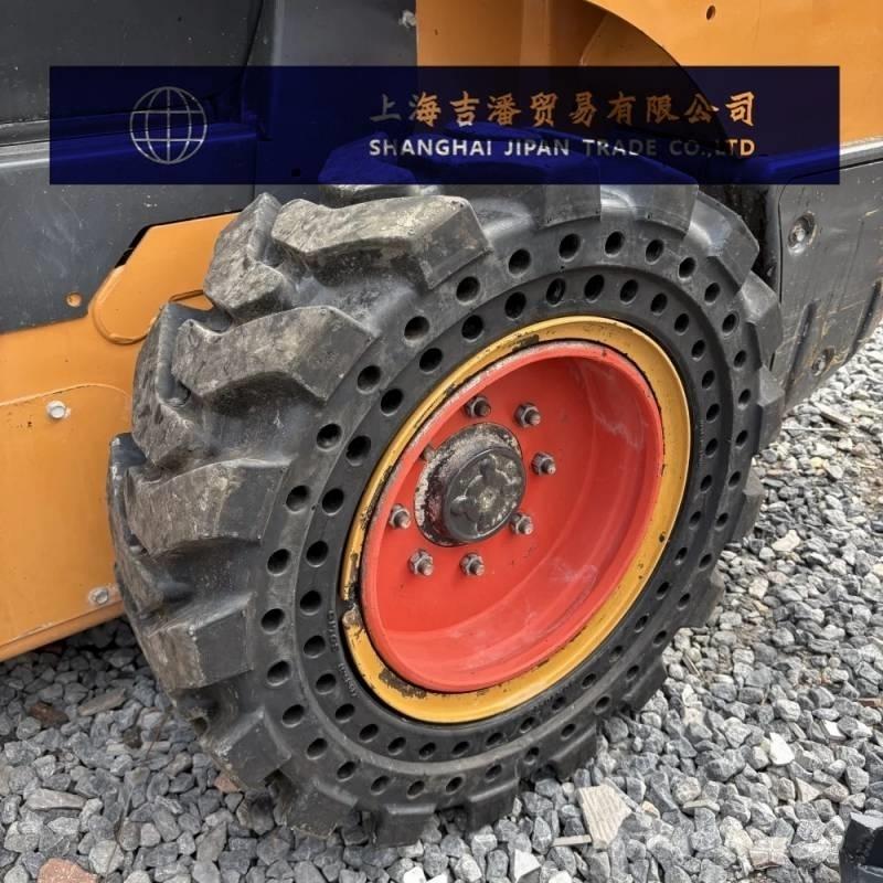 CASE SR 200 Skid steer mini nakladalci