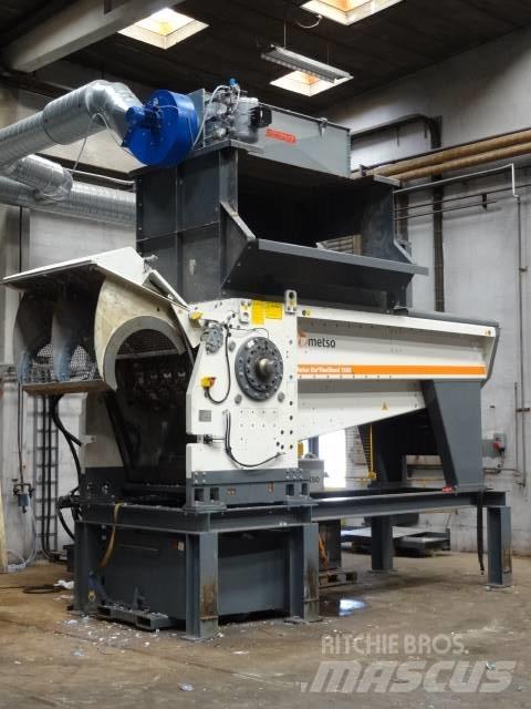 M&J FineShred 1500 Stroji za razrez odpada