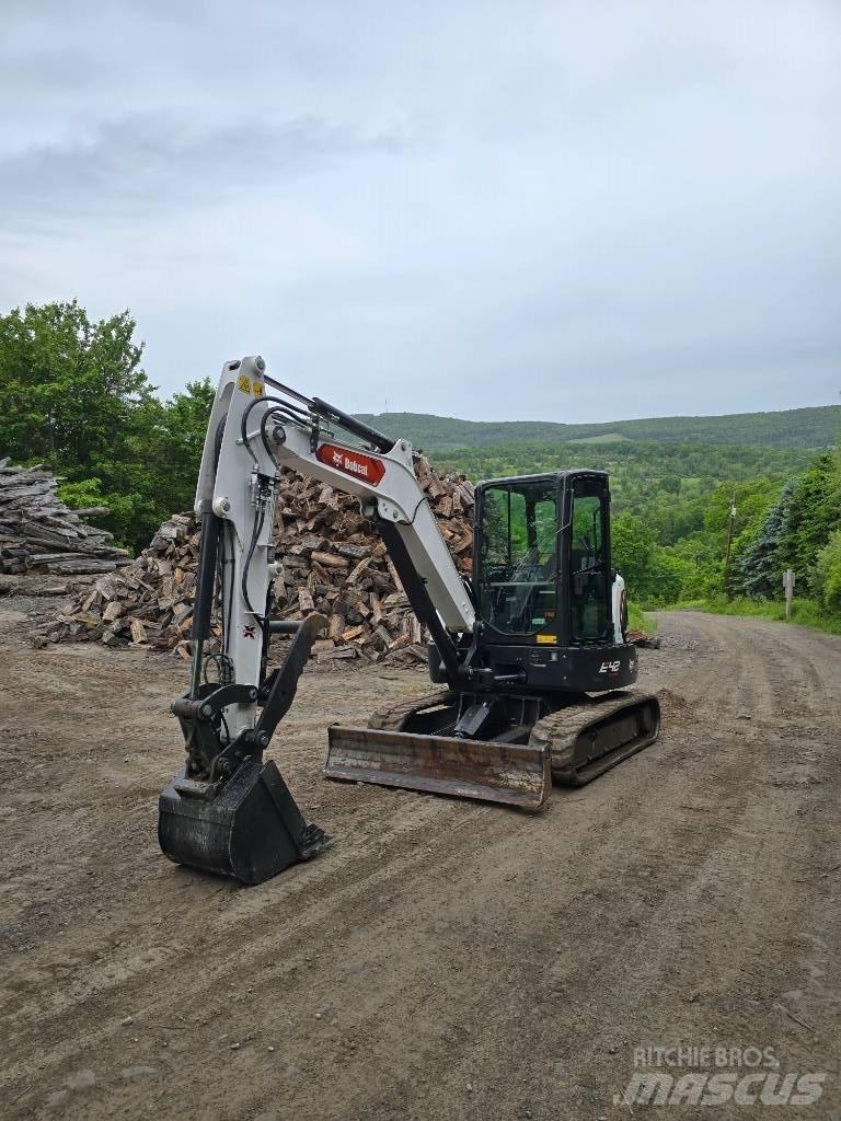 Bobcat E 42 Mini bagri <7t