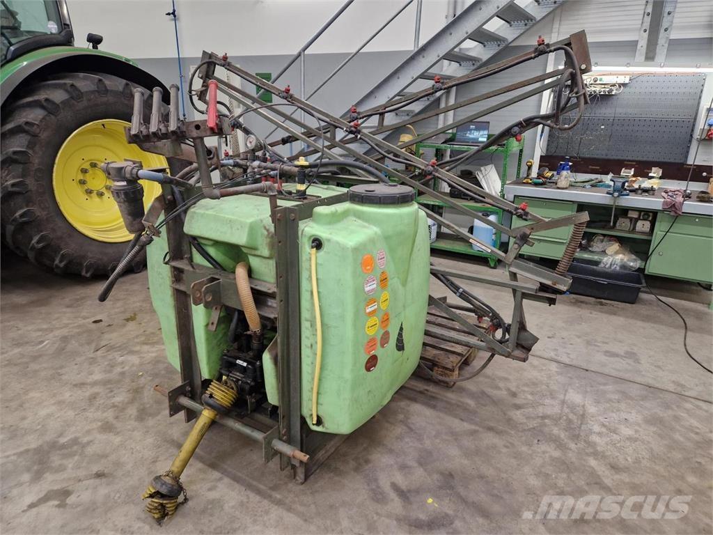 Tecnoma 800 Liter Vlečne škropilnice