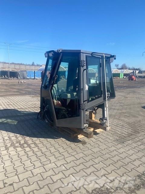 CASE D 1650 NEW CAB Kabine in notranjost
