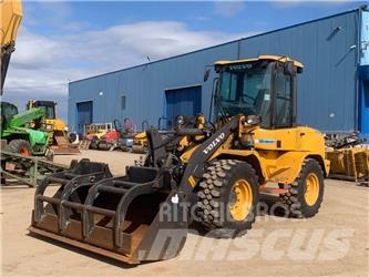 Volvo L 35 G Kolesni nakladalci