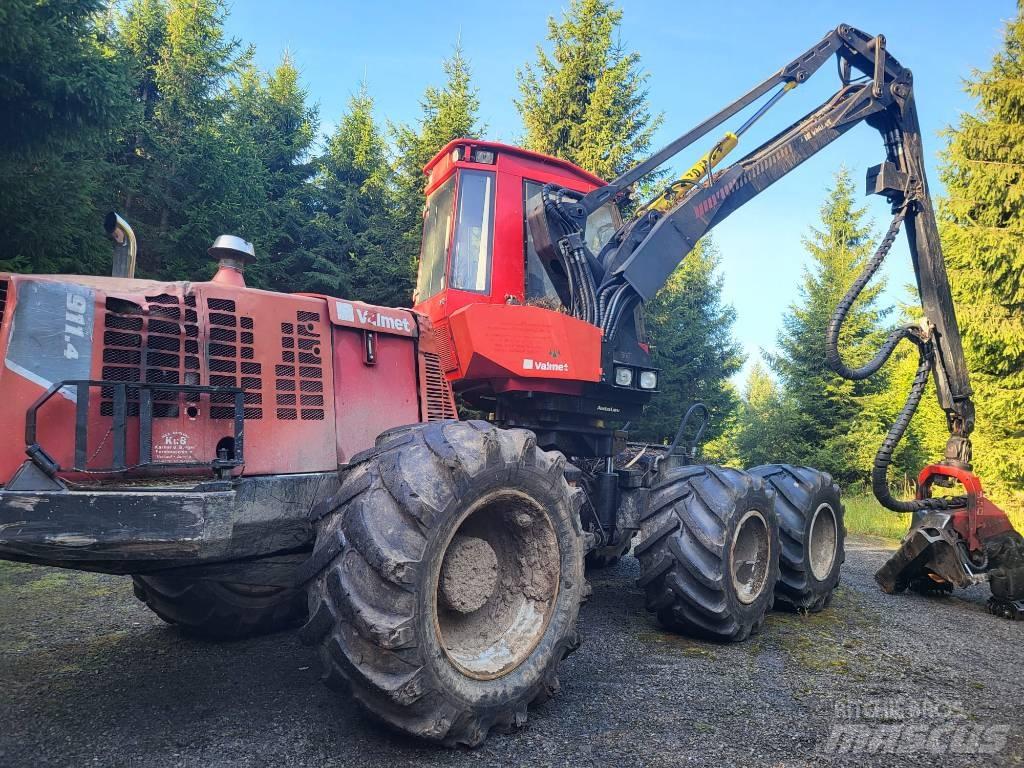 Komatsu 911.4 Harvesterji