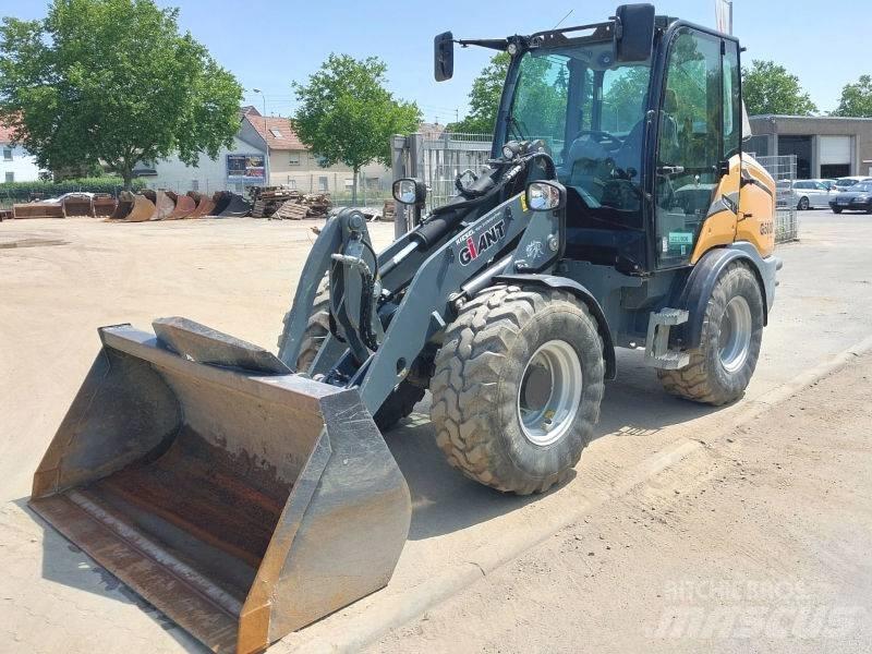 Giant G 5000 X-Tra Skid steer mini nakladalci