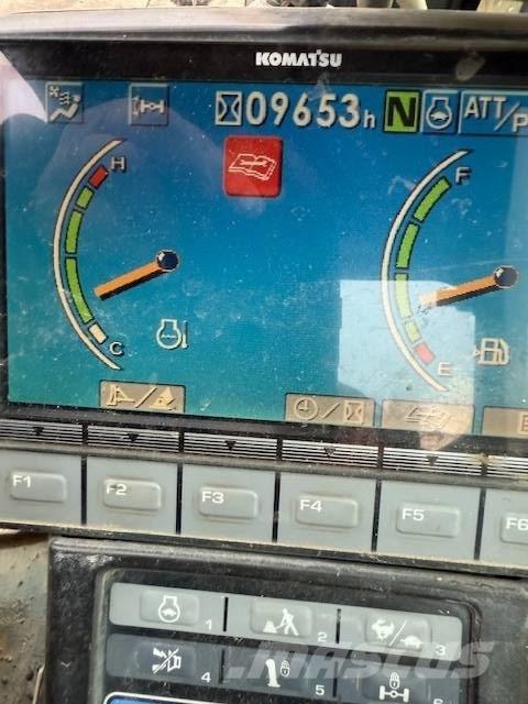 Komatsu PW 118 MR-8 Bagri na kolesih