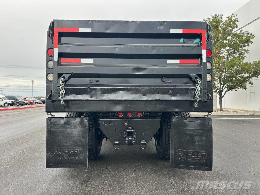 Peterbilt 337 Kiper tovornjaki