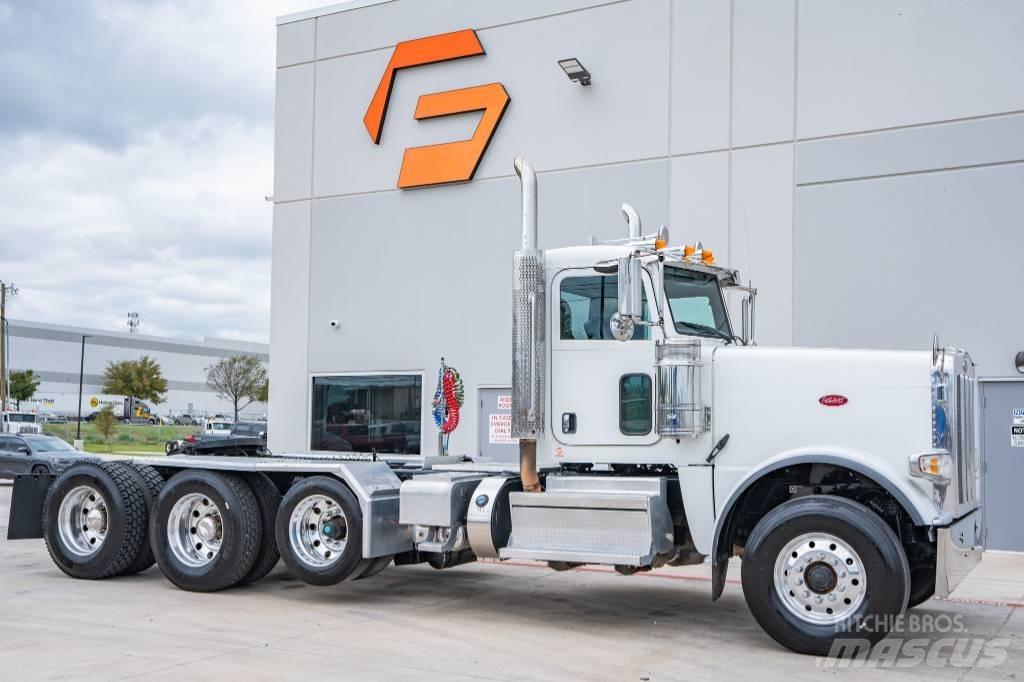 Peterbilt 389 Vlačilci