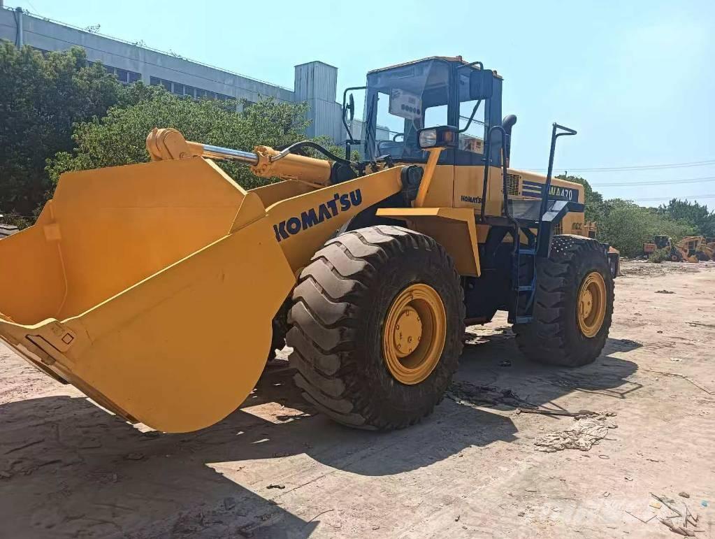 Komatsu WA 470-3 Kolesni nakladalci