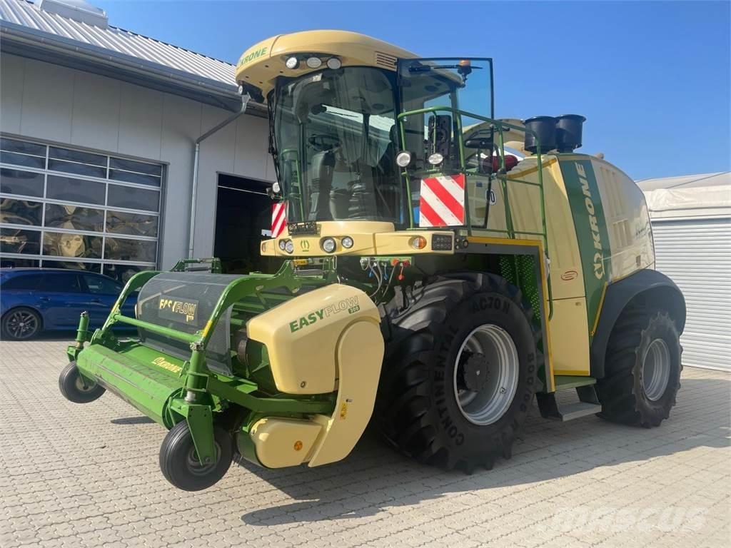 Krone Big X 700 Stroji za krmo na lastni pogon