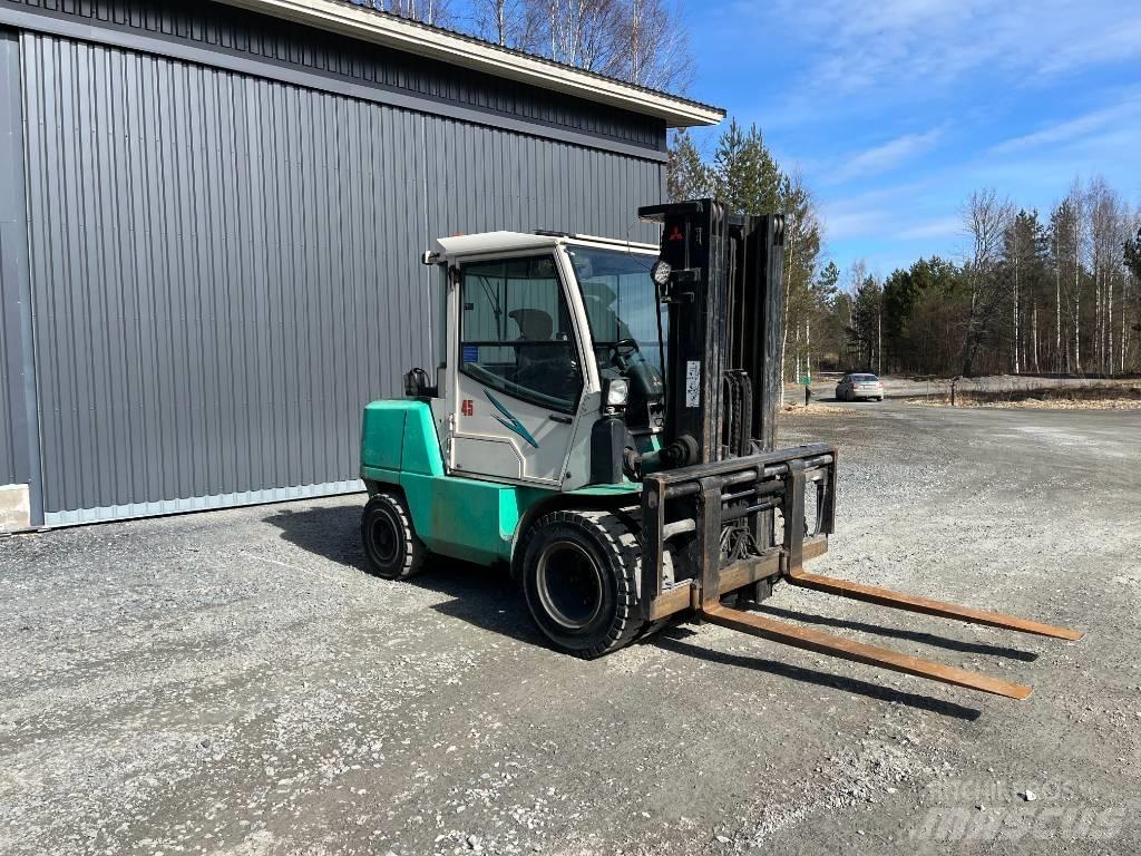 Mitsubishi FD45K2 Dizelski viličarji