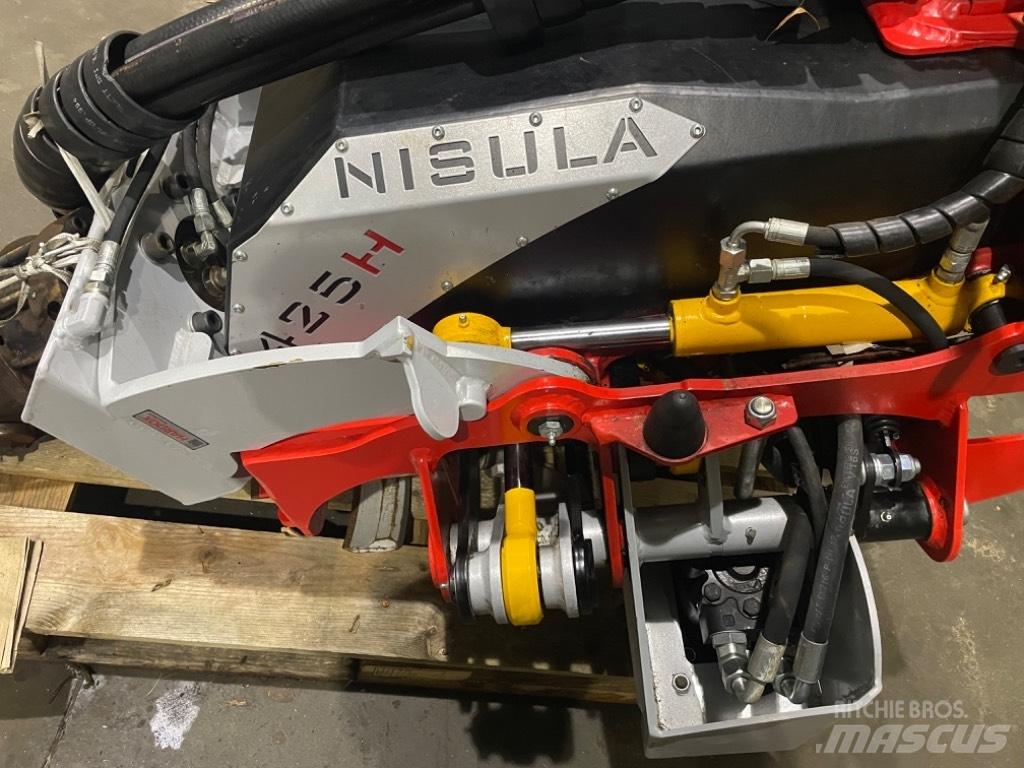 Nisula 425 H Harvesterji