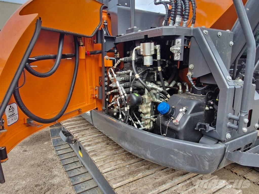 Develon DX 140 LCR-7 Bagri goseničarji
