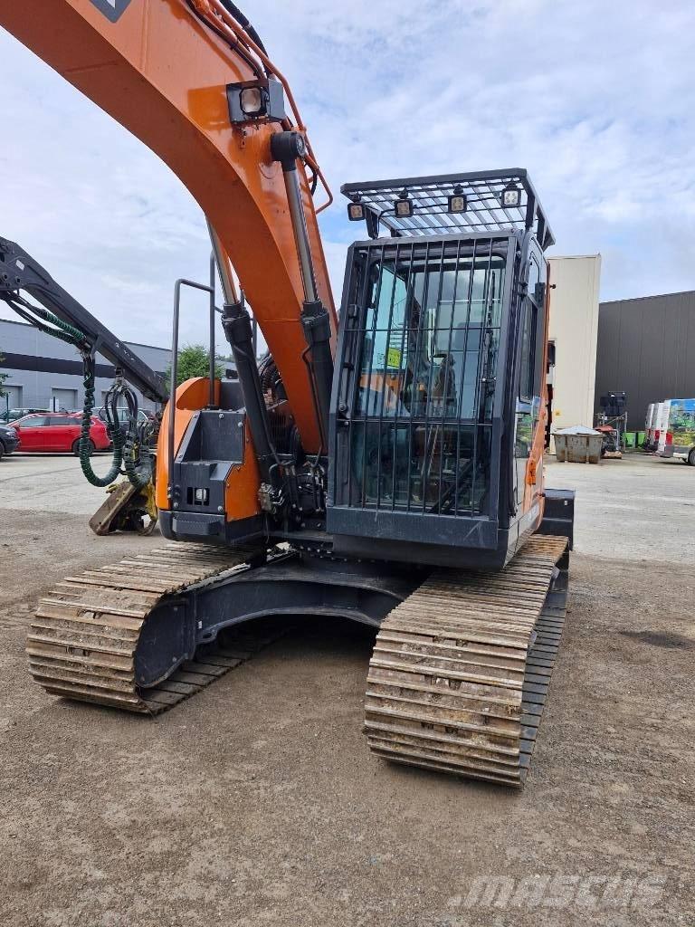 Develon DX 140 LCR-7 Bagri goseničarji