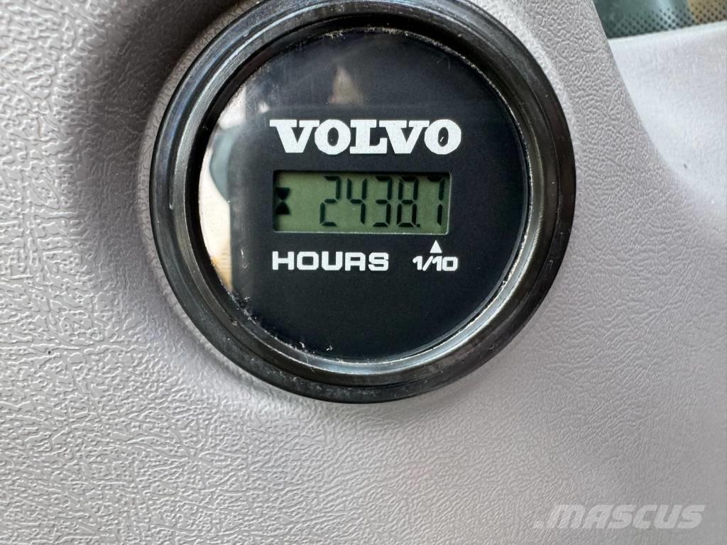 Volvo EC 380 EL Bagri goseničarji