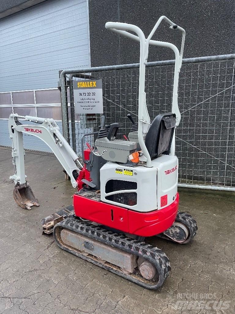 Takeuchi TB210R Mini bagri <7t