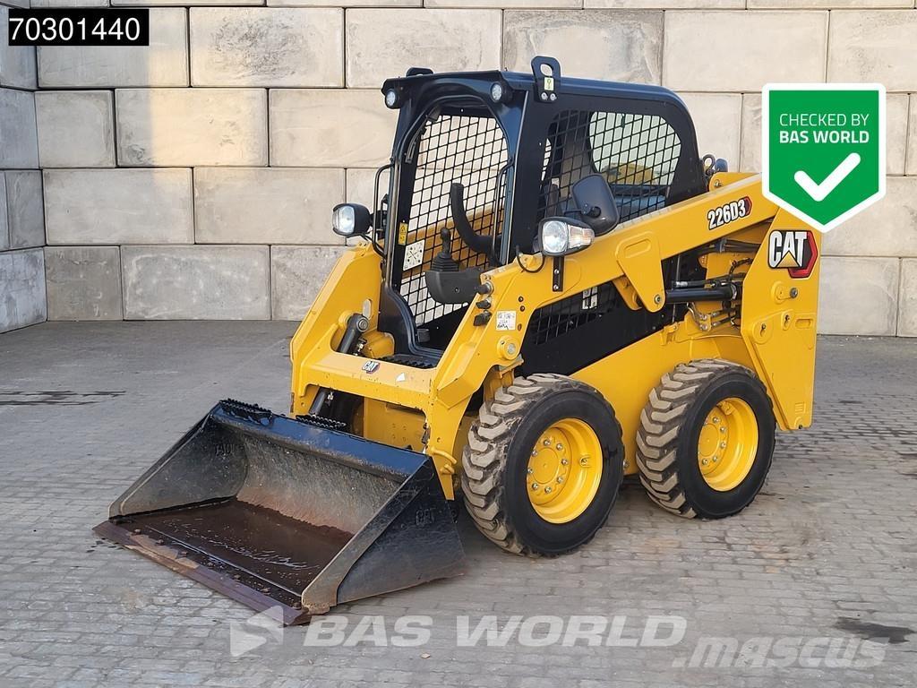 CAT 226 D3 Skid steer mini nakladalci
