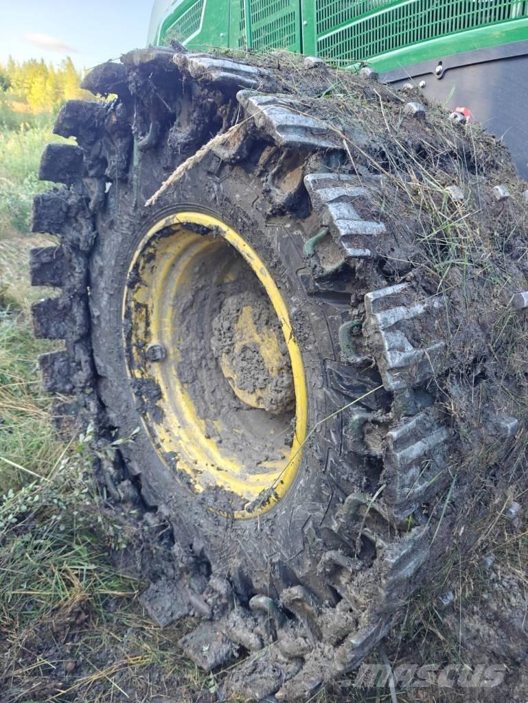 John Deere 1270 G Harvesterji