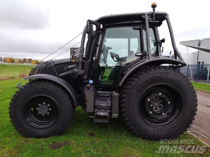 Valtra N 155 Direct Traktorji