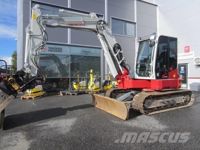 Takeuchi TB 280 FR Midi bagri 7t – 12t
