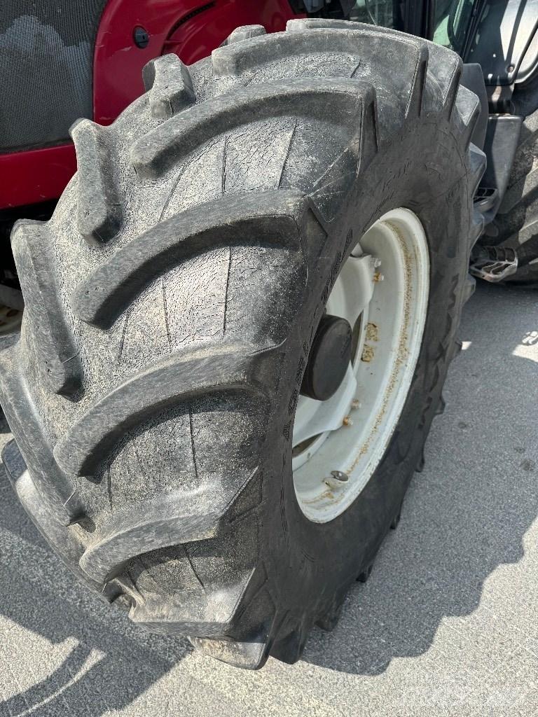 Valtra N141 Advance Traktorji
