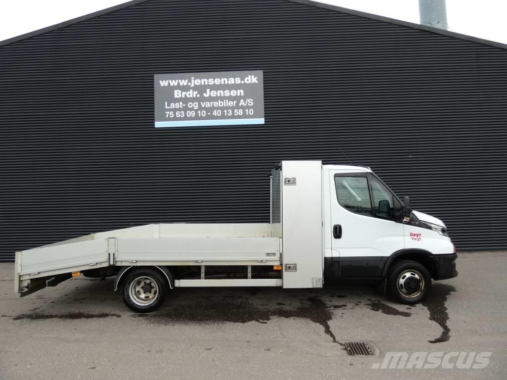 Iveco 50C 18 Tovornjaki s kesonom/platojem