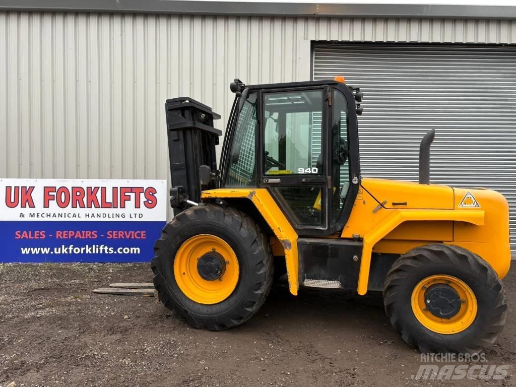 JCB 940 RT Terenski viličar