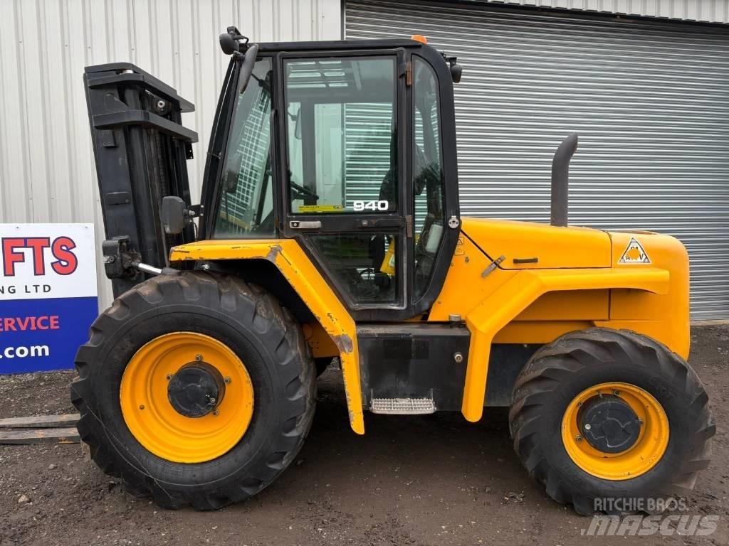 JCB 940 RT Terenski viličar