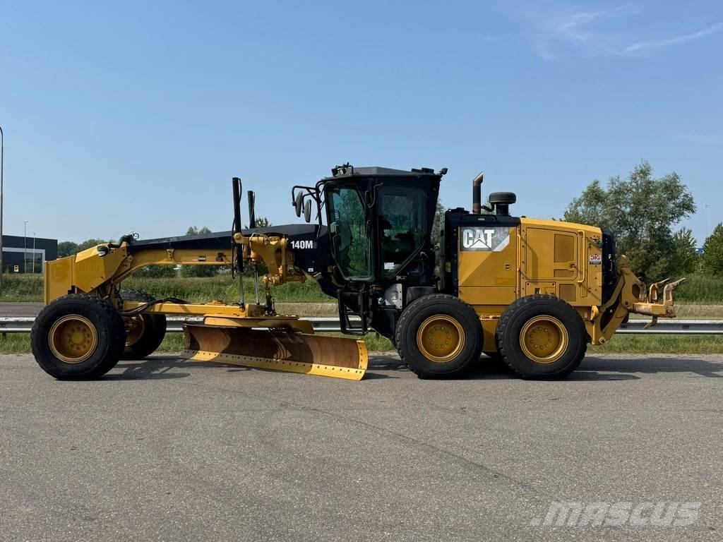 CAT 140M3 Grederji