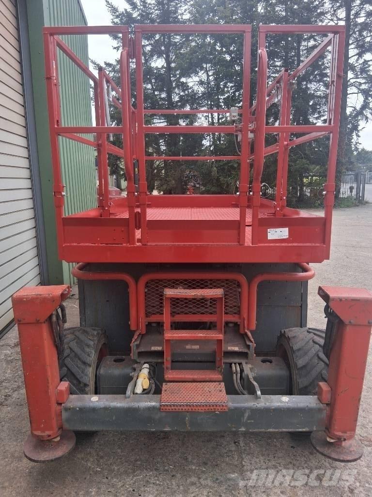 SkyJack SJ 6826 RT Škarjaste dvižne ploščadi