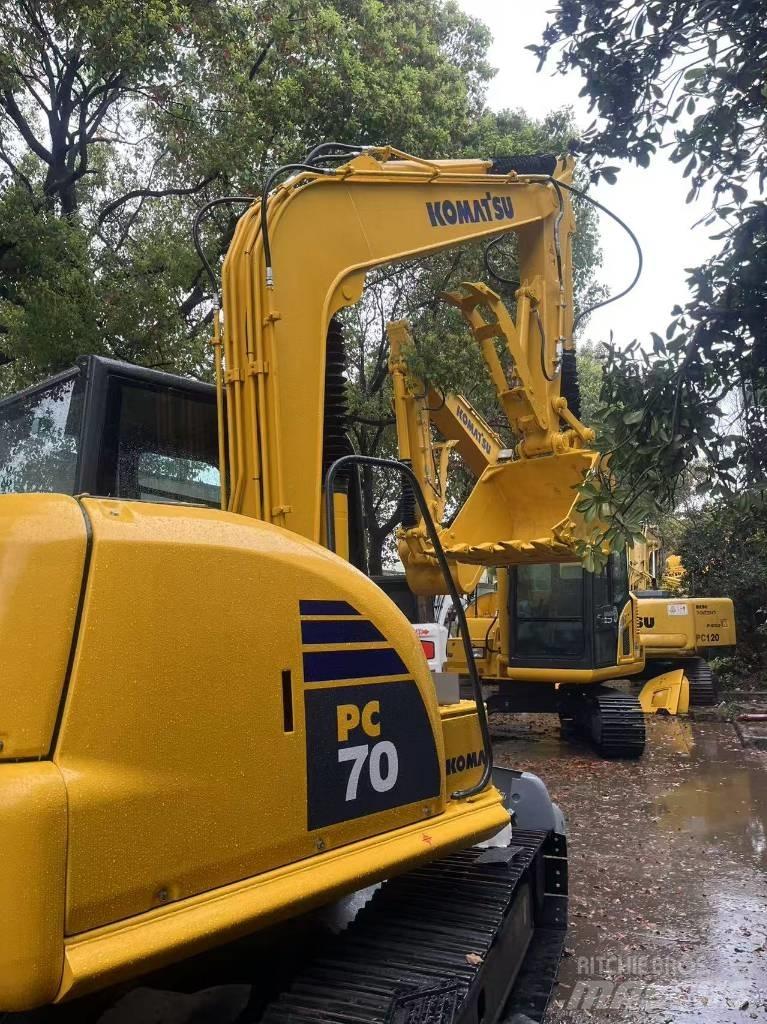 Komatsu PC 70 Bagri goseničarji