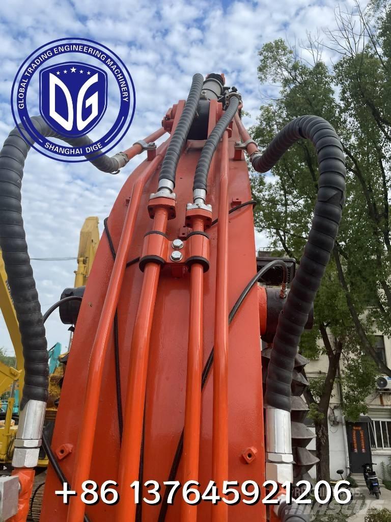 Doosan DX 225 LCA Bagri goseničarji