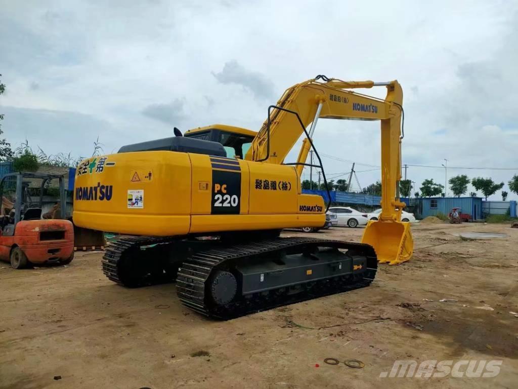 Komatsu PC 220 Bagri goseničarji