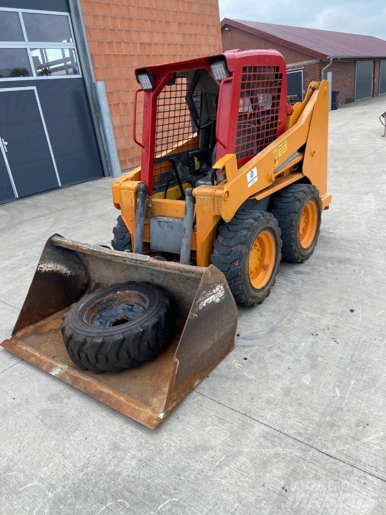 Gehl 4240 Skid steer mini nakladalci
