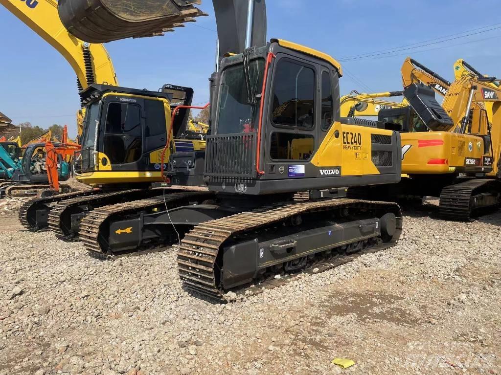 Volvo ec240 Dolgo sežni bagri