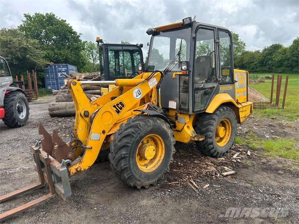 JCB 407 Večnamenski nakladalci