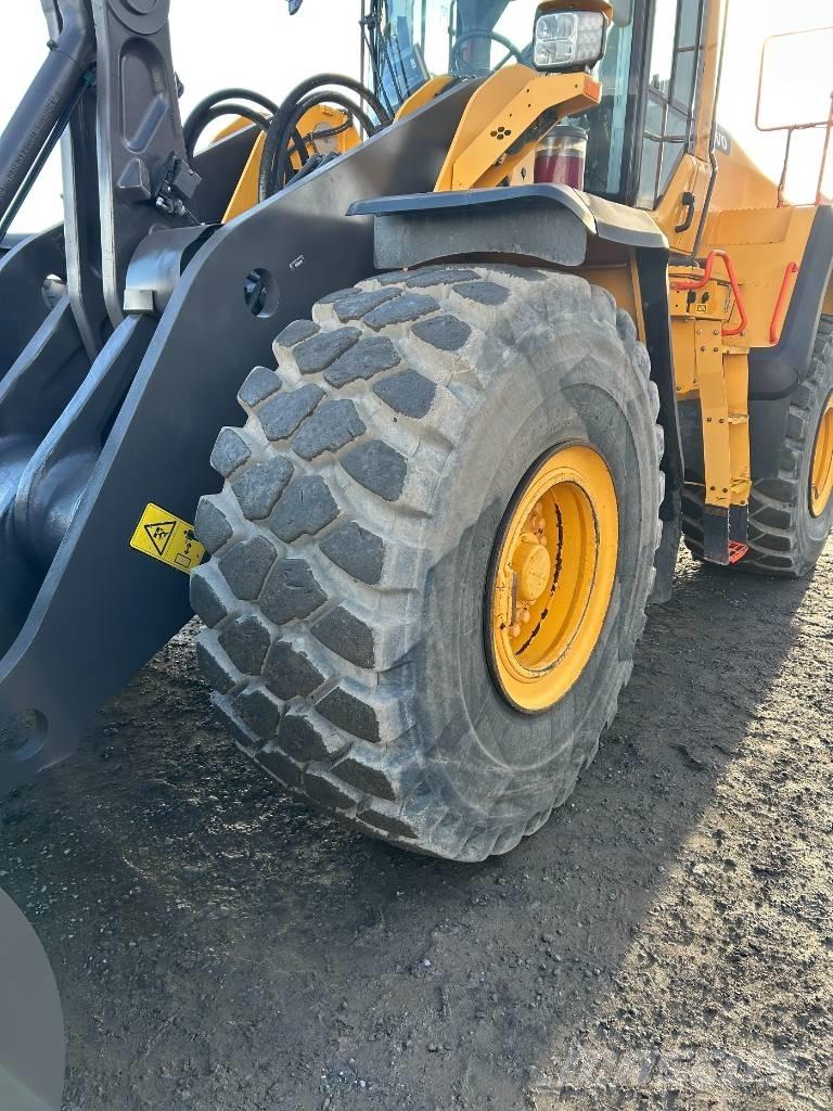 Volvo L 180 H Kolesni nakladalci