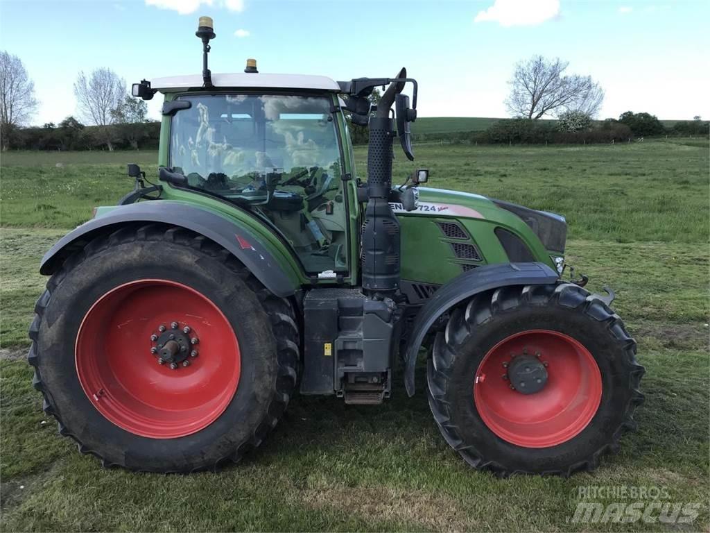 Fendt 724 Vario Traktorji