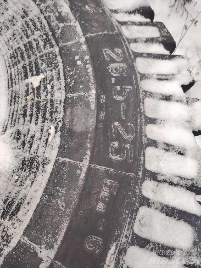 Bridgestone 26.5-25 Kolesni nakladalci