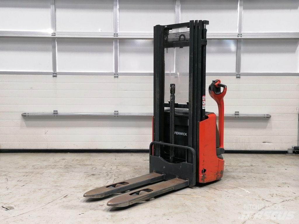 Linde L10 Ročni električni viličar