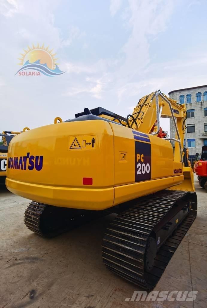 Komatsu PC 200-7 Bagri goseničarji