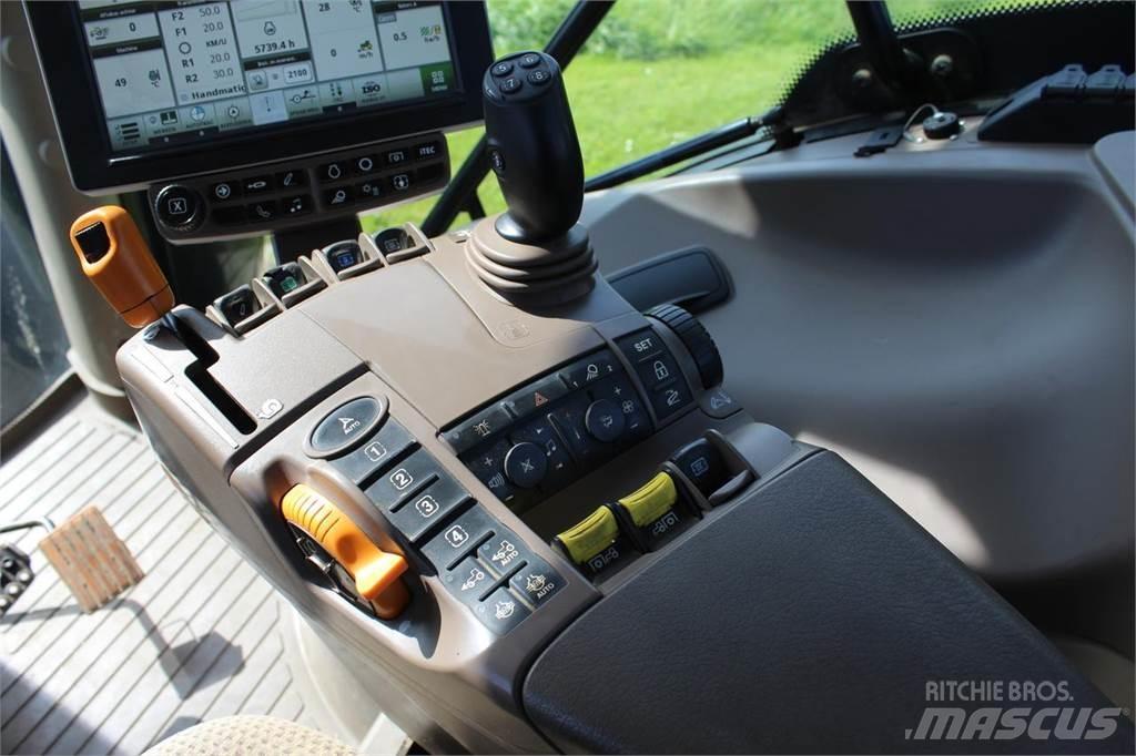 John Deere 6215R Traktorji