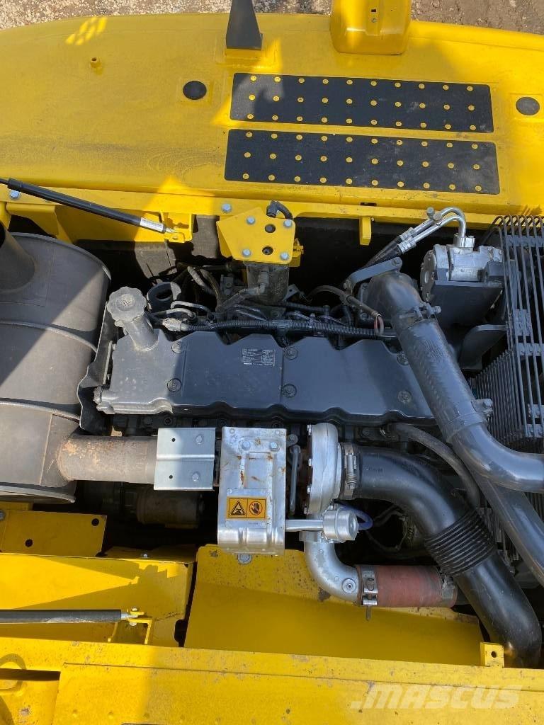 Komatsu 240LC-8 Bagri goseničarji