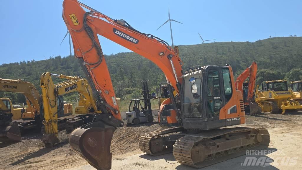 Doosan DX140LCR-5 Bagri goseničarji