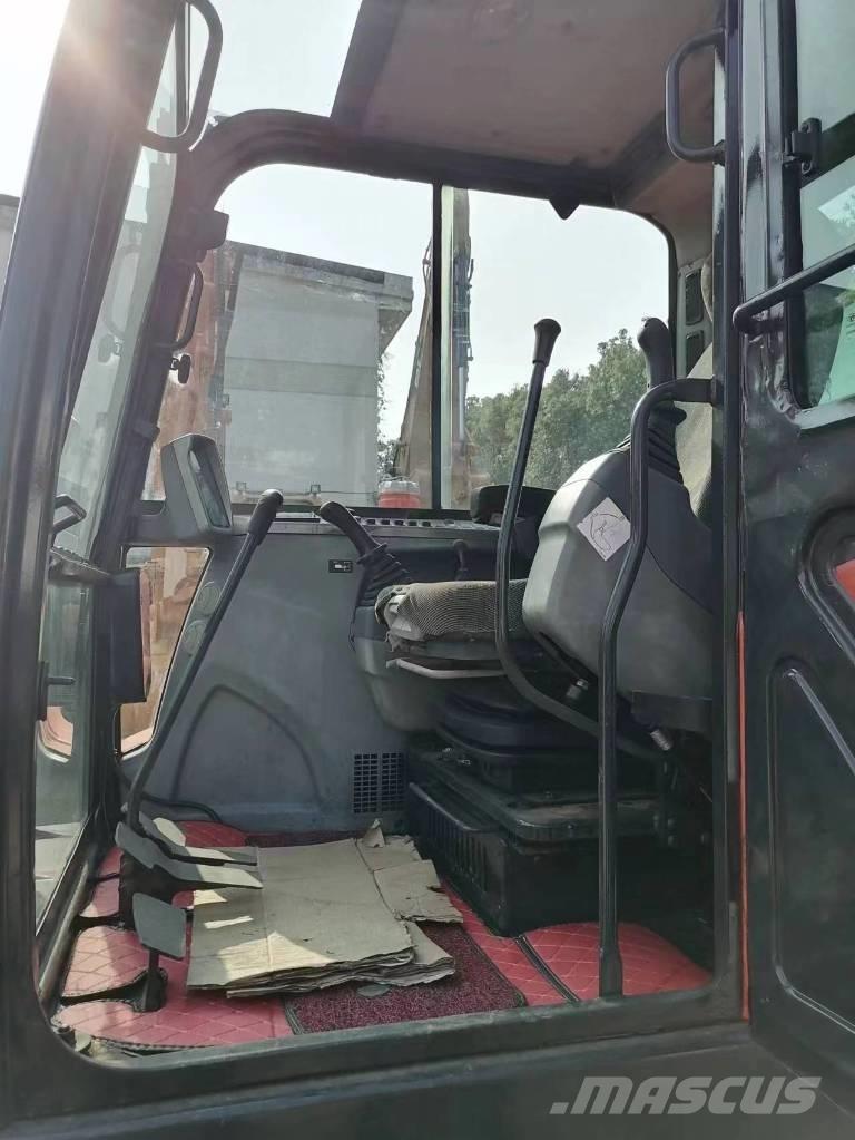 Doosan DX 60 Mini bagri <7t