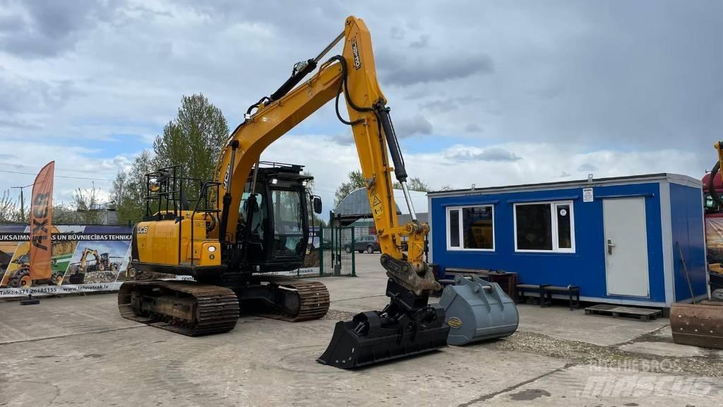 JCB JS 130 LC Bagri goseničarji