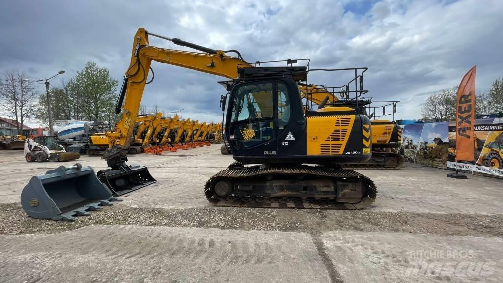 JCB JS 130 LC Bagri goseničarji