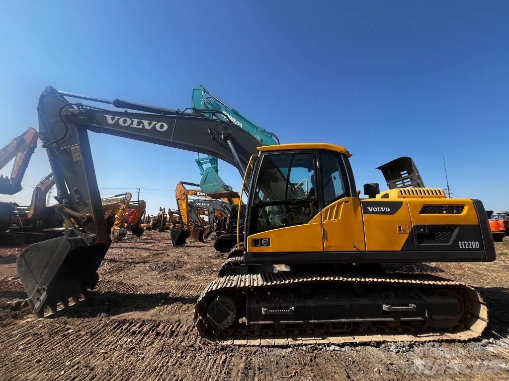 Volvo EC 220 Bagri goseničarji
