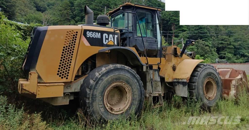 CAT 966 M Kolesni nakladalci