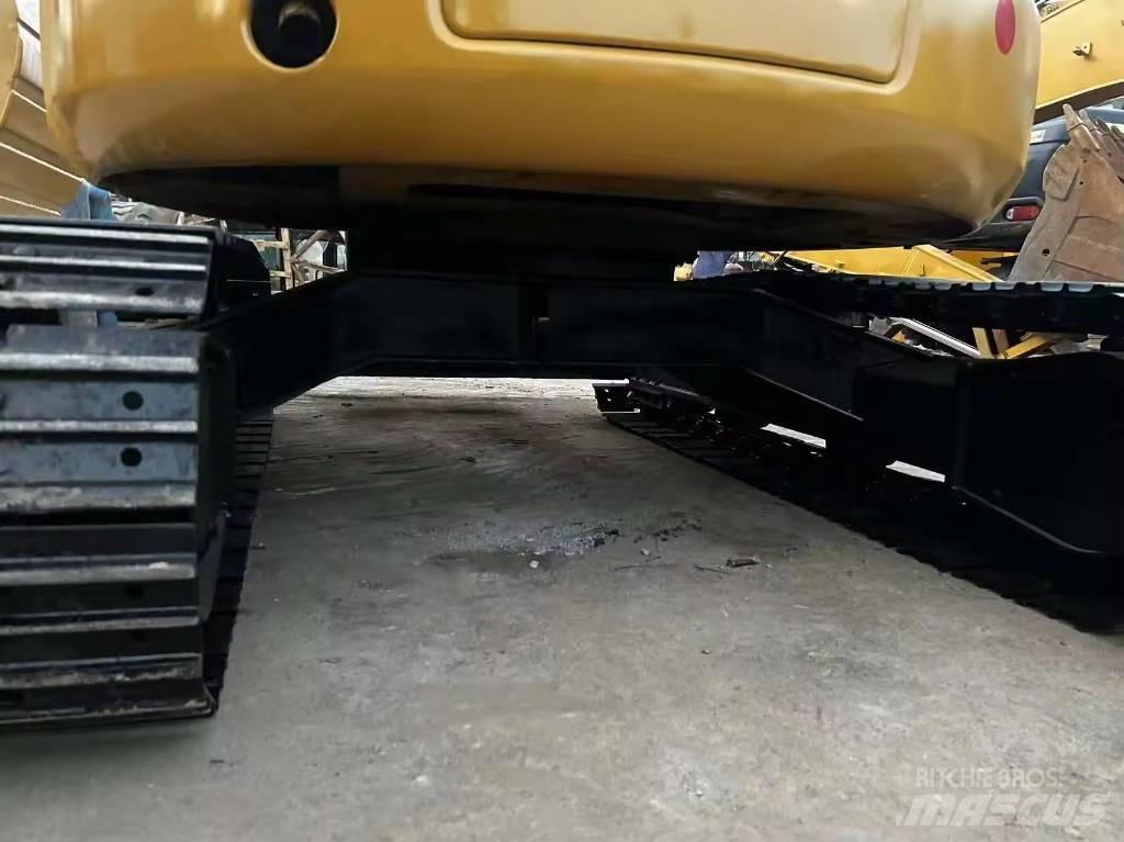 CAT 304 CR Mini bagri <7t