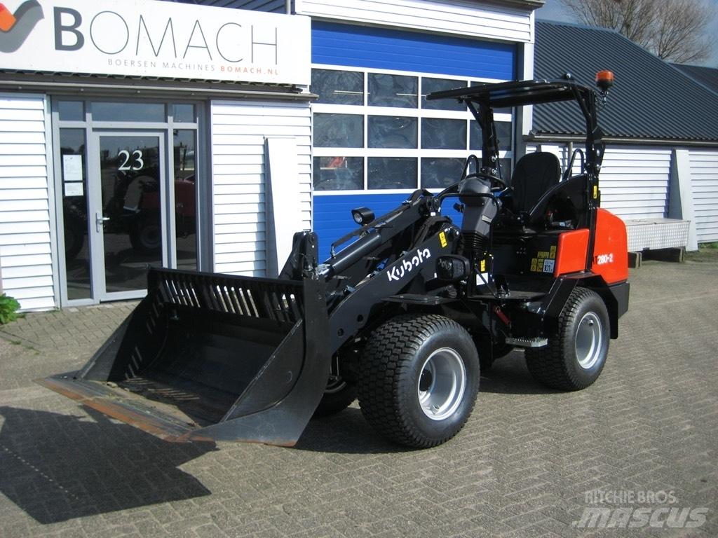 Kubota RT280-2 Kolesni nakladalci